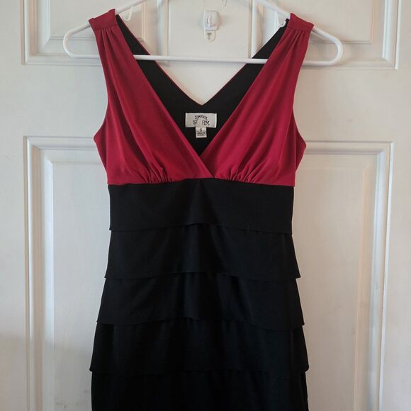 Sweet Storm Dress Womens Small Red Black Sleeveless Bodycon Cocktail Stretchy - Picture 2 of 6
